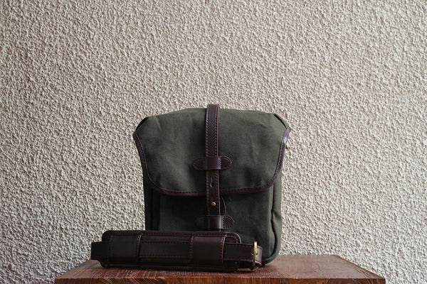 F.C. 10/Olive - Waxed Twill - 3 Weeks Preorder