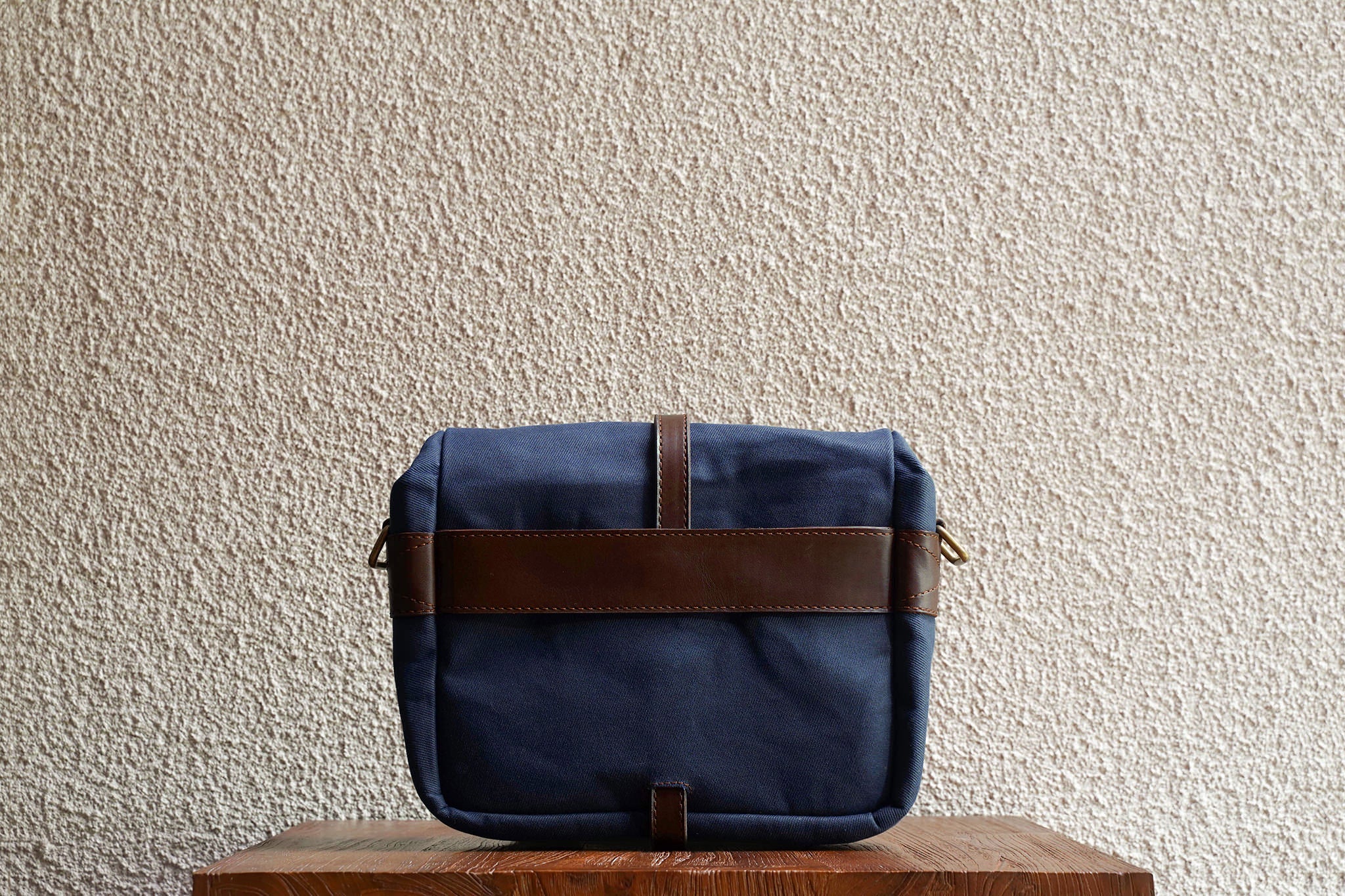 Rana 10/Navy - Waxed Twill